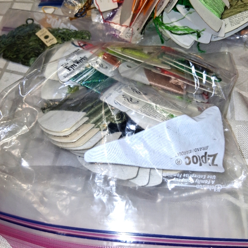 Assorted Embroidery Floss Collection - Picture 4 of 11